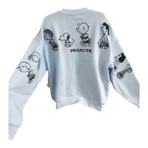 Peanuts Snoopy embroidered red doghouse Snoopy & Friends blue sweatshirt size M